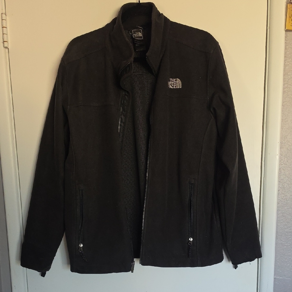 The North Face Men's Black Performance Softshell Jacket